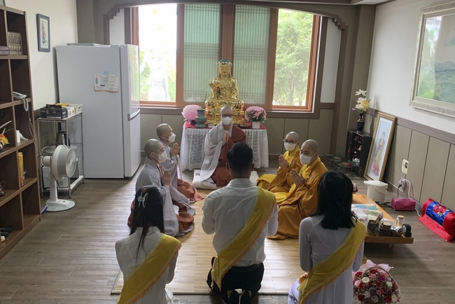 Ullambana Ceremony at Hoang Phap ashram in Jeonju - South Korea